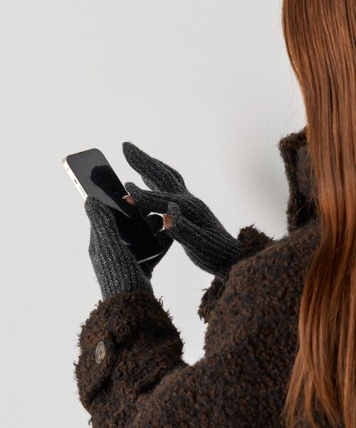 BIRTHDAY BAR(バースデイバー)の「【CONTROL FREAK】ソフトラメフィンガーグローブ(手袋・レディース・チャコールグレー/ベージュ/レッド・0)」の5枚目の写真