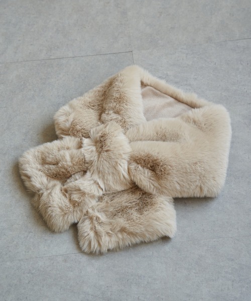 VENCEEXCHANGE（ヴァンスエクスチェンジ）の「エコファーティペット（マフラー・レディース・オフホワイト/ダークグレー/ブラウン・FREE）」の2枚目の写真