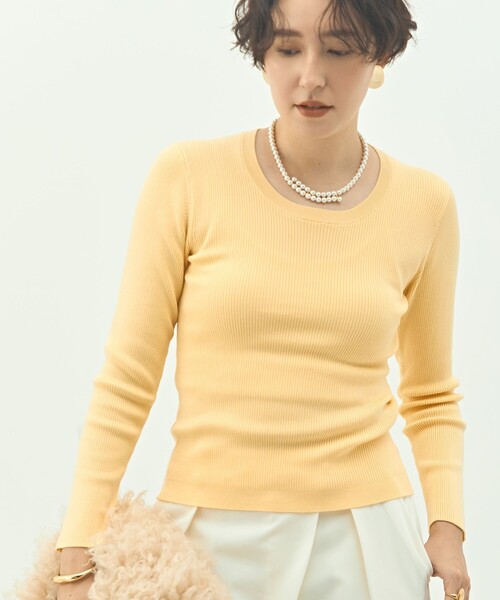 NOLLEY’S Sophi（ノーリーズソフィ）の「《アンサンブル対応》《手洗い可能》カシミヤ混リブUネックプルオーバー（ニット/セーター・レディース・アイボリー/イエロー/サックスブルー/ブラック・36/38）」の10枚目の写真