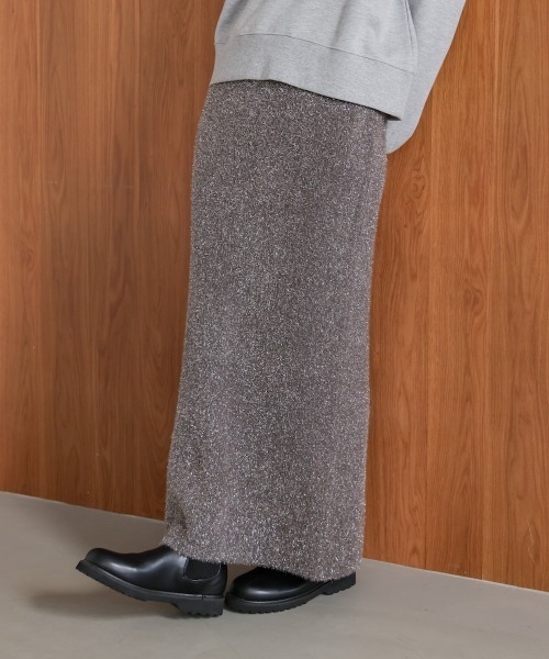 Bou Jeloud(ブージュルード)の「フィルムラメニットタイトスカート(スカート・レディース・グレー/ブラック/アイボリー・FREE)」の1枚目の写真