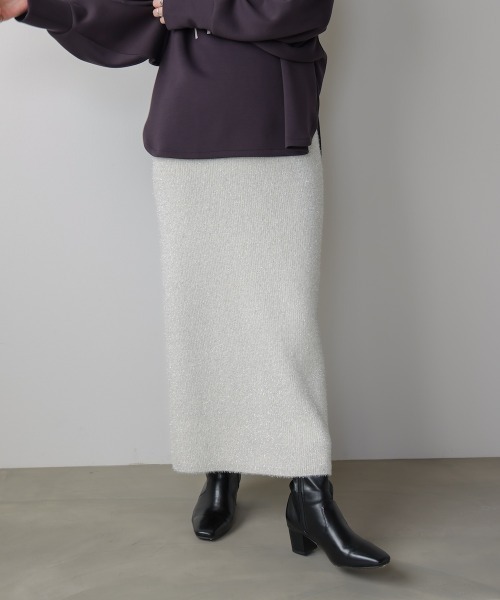 Bou Jeloud(ブージュルード)の「フィルムラメニットタイトスカート(スカート・レディース・グレー/ブラック/アイボリー・FREE)」の8枚目の写真