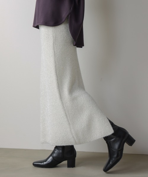 Bou Jeloud(ブージュルード)の「フィルムラメニットタイトスカート(スカート・レディース・グレー/ブラック/アイボリー・FREE)」の11枚目の写真