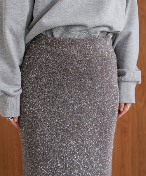 Bou Jeloud(ブージュルード)の「フィルムラメニットタイトスカート(スカート・レディース・グレー/ブラック/アイボリー・FREE)」の22枚目の写真