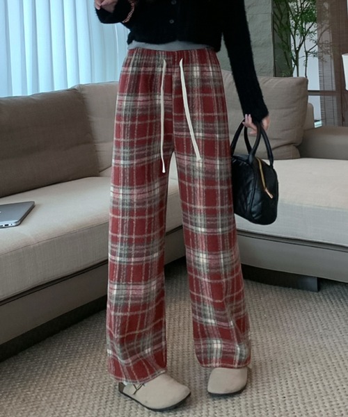 2ly2(トゥーリートゥー)の「裏起毛であったか!チェック柄ワイドパンツ(その他パンツ・レディース・レッド/ブラウン/ネイビー/ブルー・FREE)」の10枚目の写真