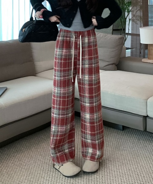 2ly2(トゥーリートゥー)の「裏起毛であったか!チェック柄ワイドパンツ(その他パンツ・レディース・レッド/ブラウン/ネイビー/ブルー・FREE)」の14枚目の写真