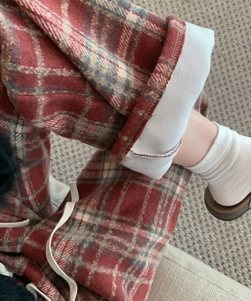 2ly2(トゥーリートゥー)の「裏起毛であったか!チェック柄ワイドパンツ(その他パンツ・レディース・レッド/ブラウン/ネイビー/ブルー・FREE)」の13枚目の写真