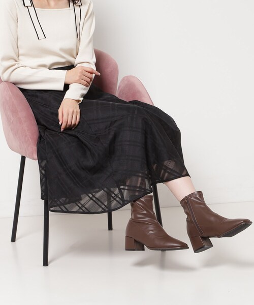 ESPERANZA（エスペランサ）の「【EC限定カラーあり】スクエアショートブーツ レイン対応（ブーツ・レディース・ブラウン系/ブラック/シルバー系6/アイボリー/グレイッシュベージュ・M/S/LL/L）」の10枚目の写真