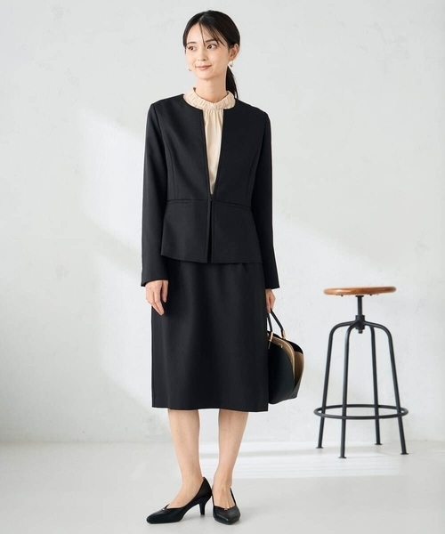 a.v.v（アーヴェヴェ）の「【洗える】プチハイネックギャザードビードットブラウス（シャツ/ブラウス・レディース・ベージュ/ホワイト・38/36/40）」の8枚目の写真