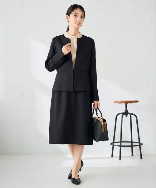 a.v.v（アーヴェヴェ）の「【洗える】プチハイネックギャザードビードットブラウス（シャツ/ブラウス・レディース・ベージュ/ホワイト・38/36/40）」の9枚目の写真