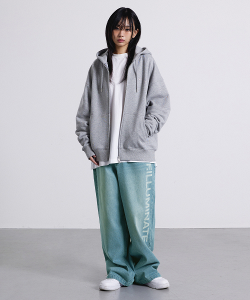 F.ILLUMINATE(フィルミネイト)の「スモールロゴフードジップアップ-チャコール(パーカー・レディース・その他・SMALL/MEDIUM/LARGE)」の6枚目の写真