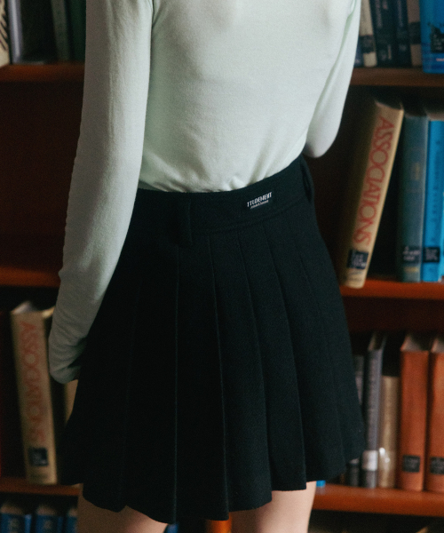TTUDEMENT(トュードメント)の「TAILORED WOOL MINI SKIRT BLACK(スカート・レディース・その他・MEDIUM)」の7枚目の写真