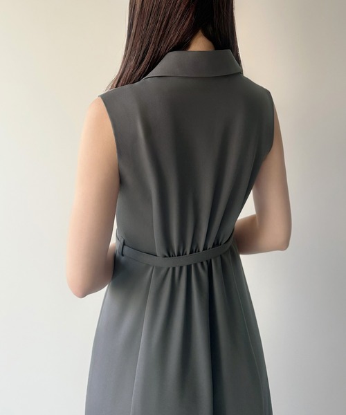 mipiarl(ミピアール)の「テーラーカラーラッフルワンピース(ワンピース・レディース・ブラック/ネイビー/チャコール・SMALL/MEDIUM/LARGE)」の4枚目の写真