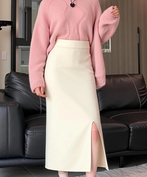cammie(キャミー)の「前スリットタイトスカート(スカート・レディース・ベージュ/ブラック/アイボリー・F)」の2枚目の写真