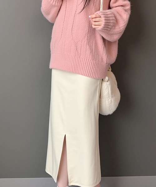 cammie(キャミー)の「前スリットタイトスカート(スカート・レディース・ベージュ/ブラック/アイボリー・F)」の4枚目の写真
