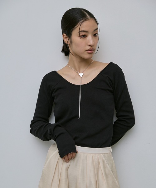 AIC.（エーアイシー）の「トライアングルロングネックレス（ネックレス・レディース・シルバー・FREE）」の7枚目の写真