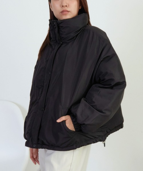 almo（アルモ）の「【TUNE】袖ボリュームショートダウンジャケット（ダウンジャケット/コート・レディース・ホワイト/ブラック・FREE）」の4枚目の写真