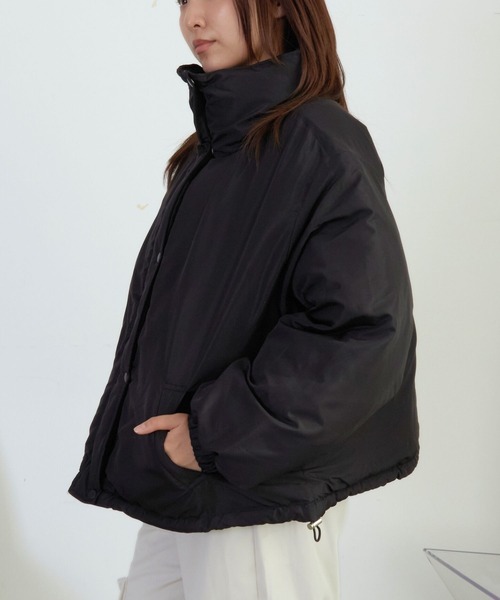 almo（アルモ）の「【TUNE】袖ボリュームショートダウンジャケット（ダウンジャケット/コート・レディース・ホワイト/ブラック・FREE）」の5枚目の写真