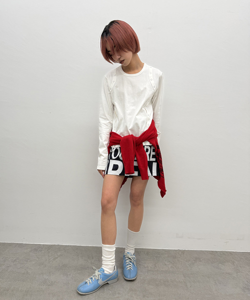 Oriens JOURNAL STANDARD（オリエンス ジャーナルスタンダード）の「ストライプロゴミニスカート（スカート・レディース・グレー/ネイビー・FREE）」の4枚目の写真