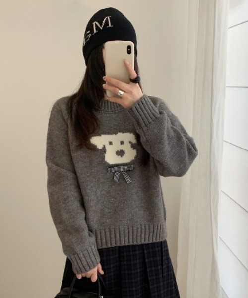 Vipoa(ヴィポア)の「dog ribbon crew neck sweater(ニット/セーター・レディース・ブルー/グレー/レッド/ブラック/アイボリー/イエロー・FREE)」の15枚目の写真