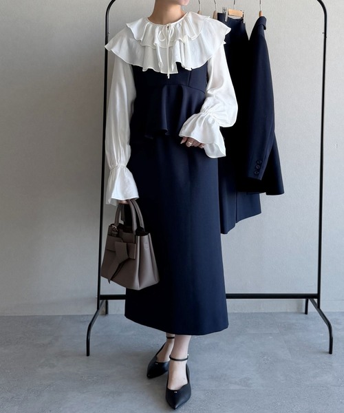 mysty woman（ミスティウーマン）の「ペプラム切り替えノースリワンピ 637089（ワンピース・レディース・ベージュ系その他/ベージュ/ネイビー・FREE）」の20枚目の写真