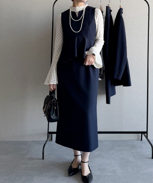 mysty woman（ミスティウーマン）の「ペプラム切り替えノースリワンピ 637089（ワンピース・レディース・ベージュ系その他/ベージュ/ネイビー・FREE）」の21枚目の写真