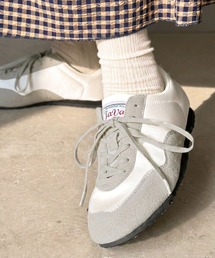 Java（ジャバ）の「《JaVaジャバコラボ》片足約190gの軽量設計!クラシックムード漂う、RetroStep (レトロスステップ)薄底スニーカー（スニーカー）」