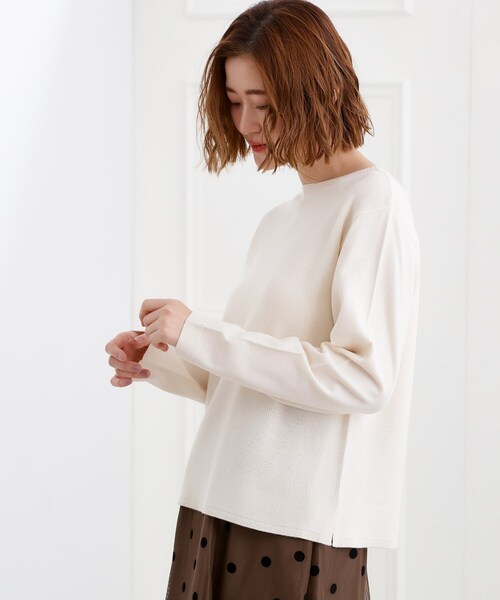 grove（グローブ）の「春新色！洗濯機で洗えるベーシックニット【毛玉軽減】（ニット/セーター・レディース・ライトグレー系9/オレンジ系/ピンク/サックスブルー/ブルー/ホワイト系5/オフホワイト・03/02/05/04/01）」の10枚目の写真