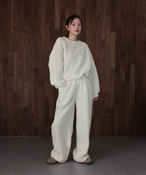 J by blue(ジェイバイブルー)の「ブークレボアスウェットパンツ(スウェットパンツ・レディース・ネイビー/アイボリー・MEDIUM)」の11枚目の写真