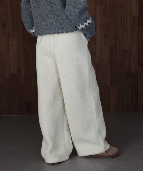 J by blue(ジェイバイブルー)の「ブークレボアスウェットパンツ(スウェットパンツ・レディース・ネイビー/アイボリー・MEDIUM)」の5枚目の写真