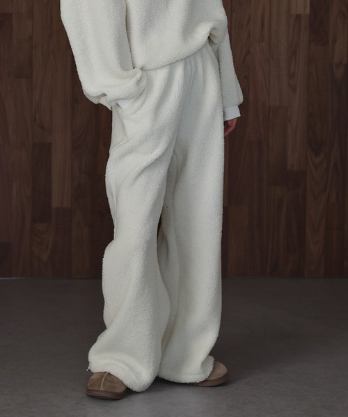 J by blue(ジェイバイブルー)の「ブークレボアスウェットパンツ(スウェットパンツ・レディース・ネイビー/アイボリー・MEDIUM)」の8枚目の写真