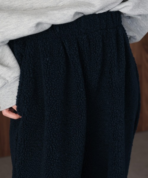 J by blue(ジェイバイブルー)の「ブークレボアスウェットパンツ(スウェットパンツ・レディース・ネイビー/アイボリー・MEDIUM)」の16枚目の写真