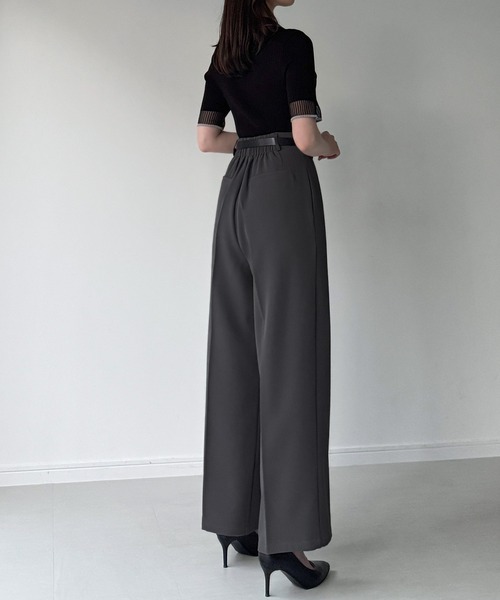 junoah(ジュノア)の「ウェーブハイウエストツータックワイドパンツ(スラックス・レディース・アイボリー/ブラック/ダークグレー・LARGE/MEDIUM/SMALL)」の15枚目の写真