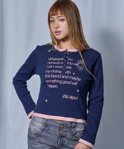 SEQUENZ(シークエンズ)の「※WEB限定 / フェイクレイヤード / バイカラーヘンリーネック長袖T /sqnz fake layered henley star l/s tee(Tシャツ/カットソー・レディース・バーガンディー/ライトグレー/ブラック/ネイビー・MEDIUM/SMALL)」の10枚目の写真