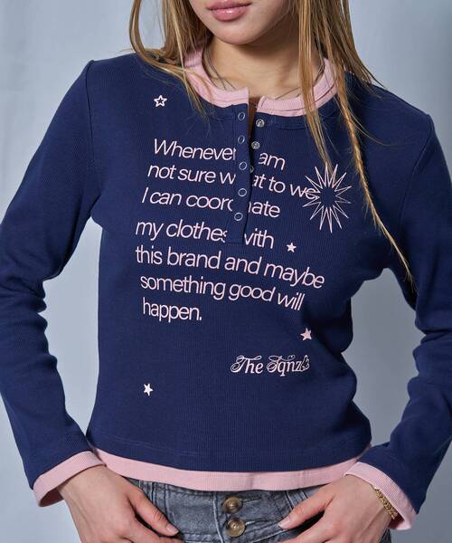 SEQUENZ(シークエンズ)の「※WEB限定 / フェイクレイヤード / バイカラーヘンリーネック長袖T /sqnz fake layered henley star l/s tee(Tシャツ/カットソー・レディース・バーガンディー/ライトグレー/ブラック/ネイビー・MEDIUM/SMALL)」の13枚目の写真