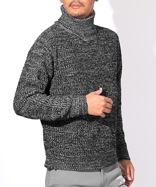 LUXSTYLE(ラグスタイル)の「畦編みタートルネックニット(ニット/セーター・メンズ・ベージュ/ブラックミックス/ホワイト/ブラック/ミックスグレー・M/L/XL)」の3枚目の写真