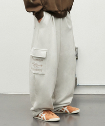 GAKKAI UNIONS（ガッカイユニオンズ）の「ノスタ ワンタックバルーンスウェットカーゴパンツ オフホワイト（スウェットパンツ）」