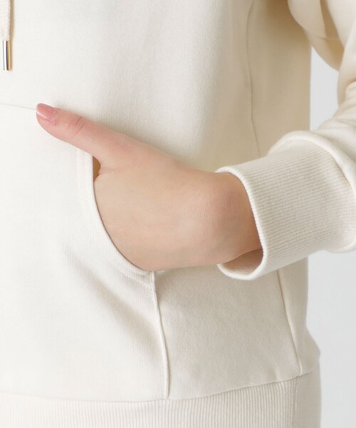 BLUE LABEL CRESTBRIDGE（ブルーレーベルクレストブリッジ）の「【一部店舗限定】ベーシックパーカー（パーカー・レディース・グレー系その他/ブラック・38/40）」の11枚目の写真