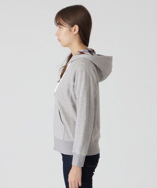 BLUE LABEL CRESTBRIDGE（ブルーレーベルクレストブリッジ）の「【一部店舗限定】ベーシックパーカー（パーカー・レディース・グレー系その他/ブラック・38/40）」の15枚目の写真