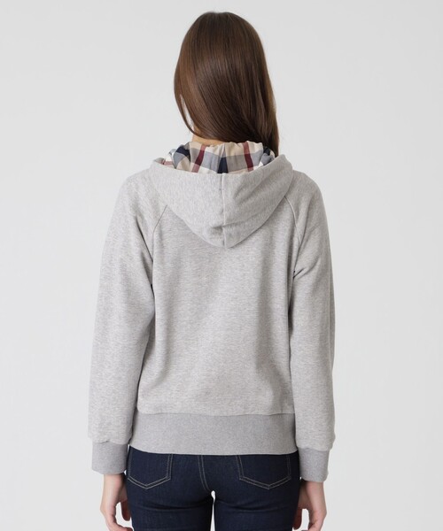 BLUE LABEL CRESTBRIDGE（ブルーレーベルクレストブリッジ）の「【一部店舗限定】ベーシックパーカー（パーカー・レディース・グレー系その他/ブラック・38/40）」の16枚目の写真