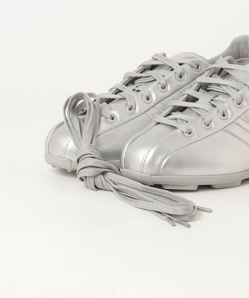 Y-3（ワイスリー）の「Y-3 FIELD（スニーカー・メンズ・シルバー・22.5cm/23.5cm/24.5cm/25.5cm/26.5cm/27.5cm/28.5cm/24.0cm/26.0cm/27.0cm/28.0cm）」の7枚目の写真