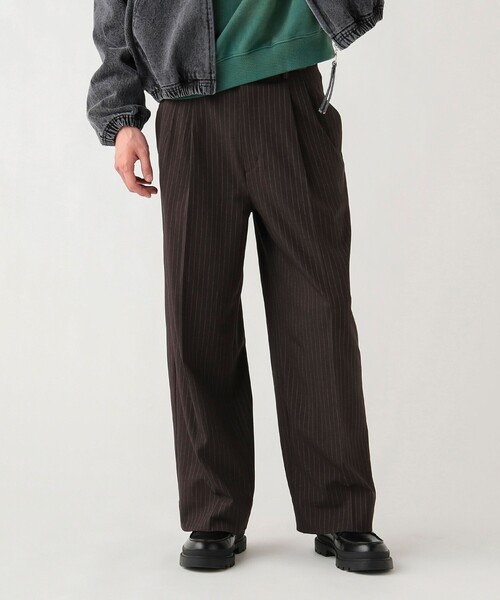 BEAMS HEART（ビームスハート）の「2タック ワイドストレート スラックス（チノパンツ・メンズ・ダークブラウン/ブラック・MEDIUM/LARGE/SMALL）」の2枚目の写真