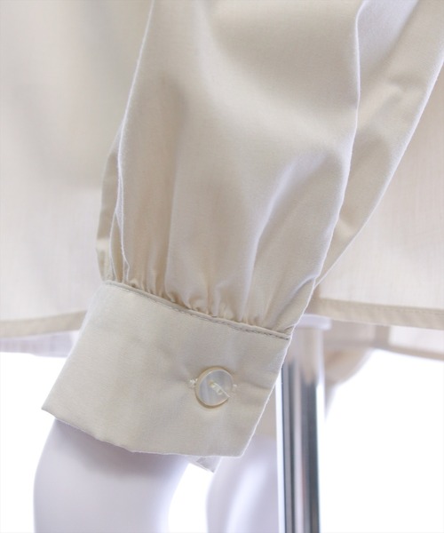 clear（クリア）の「レギュラーヒヨクブラウス[オフィスカジュアル 着回し抜群 大人]（シャツ/ブラウス・レディース・グレイッシュベージュ/サックスブルー/オフホワイト・F）」の14枚目の写真