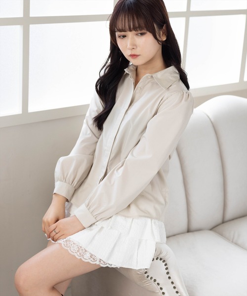 clear（クリア）の「レギュラーヒヨクブラウス[オフィスカジュアル 着回し抜群 大人]（シャツ/ブラウス・レディース・グレイッシュベージュ/サックスブルー/オフホワイト・F）」の7枚目の写真