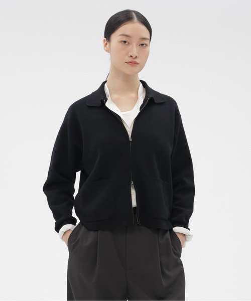 MARGARET HOWELL（マーガレットハウエル）の「FINE WOOL MILANO RIB（カーディガン/ボレロ・レディース・ダークブラウン/ブラック・2）」の2枚目の写真