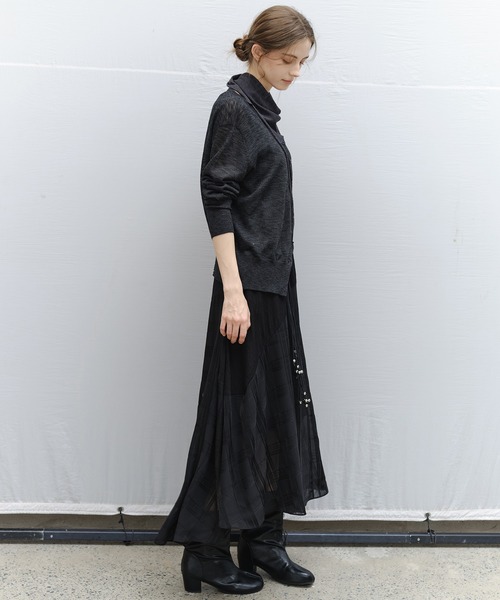 tageechita（タジチタ）の「【tageechita】シアー 杢糸 クルーネックカーディガン（スカーフ付き）（カーディガン/ボレロ・レディース・ブラック・S/M/L）」の3枚目の写真