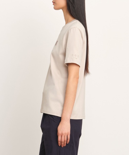TATRAS(タトラス)の「TATRAS(タトラス) SITA シータ(Tシャツ/カットソー・レディース・ブラック/ライトグレー/アイボリー・2/1/3)」の4枚目の写真