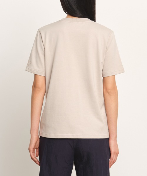 TATRAS(タトラス)の「TATRAS(タトラス) SITA シータ(Tシャツ/カットソー・レディース・ブラック/ライトグレー/アイボリー・2/1/3)」の5枚目の写真