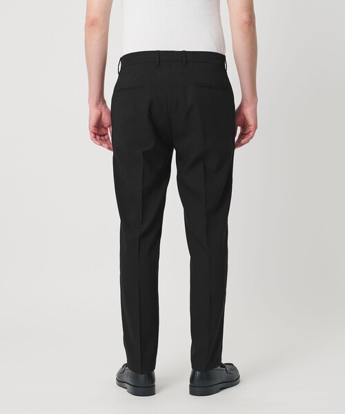 BEAUTY&YOUTH UNITED ARROWS(ビューティーアンドユースユナイテッドアローズ)の「【WEB限定 WARDROBE SMART】 Reflax ノープリーツ スラックス パンツ(スラックス・メンズ・ダークグレー/ベージュ/ブラック・XL/L/M/S)」の16枚目の写真