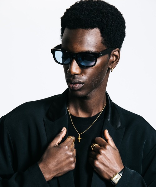 CRIMIE（クライミー）の「LETTER RIBBON CROSS NECKLACE 24KDP（ネックレス・メンズ・ゴールド・ONE SIZE）」の8枚目の写真