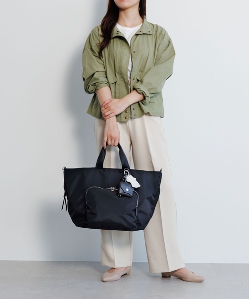 ace.(エース)の「トートバッグ フィカス 25L ace.×HAyU 19106(トートバッグ・レディース・ブラック/ライトグレー/チャコール・FREE)」の4枚目の写真